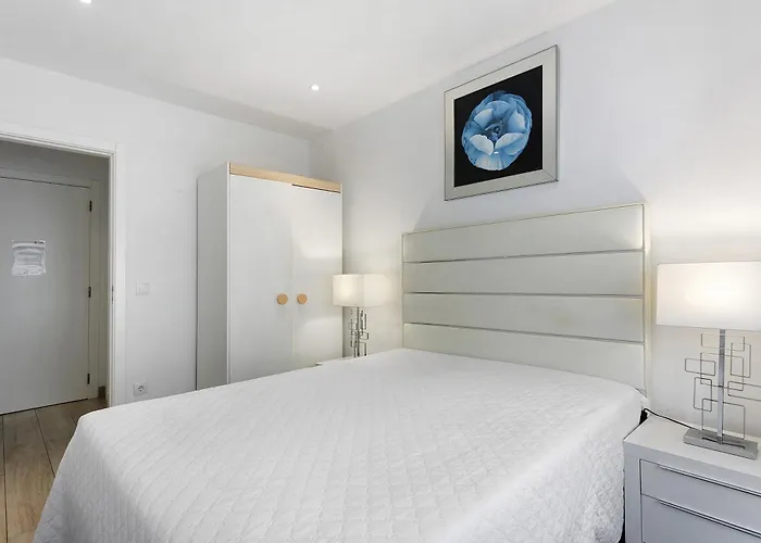 Natalina T2 Apartamento *