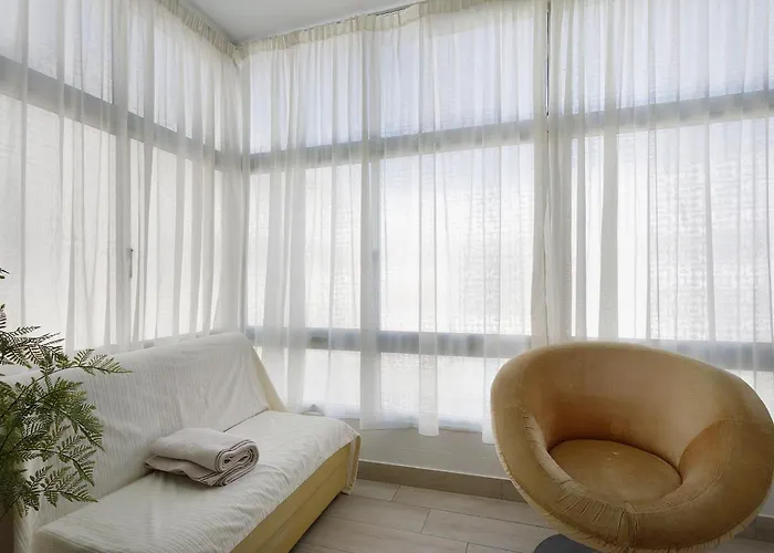 Natalina T2 נאזרה